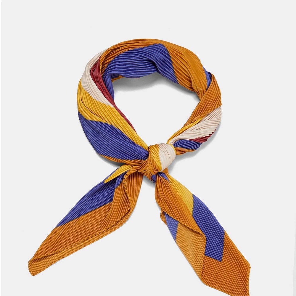 Zara Pleated Scarf